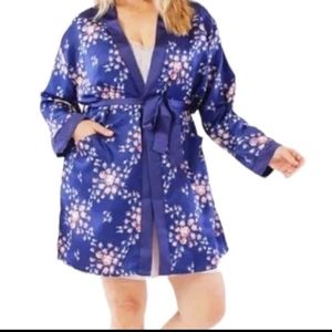 Morgan Lane Satin Robe L / XL Navy Floral